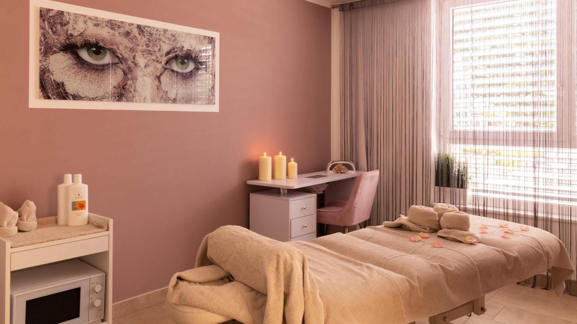 City Hotel Merano Bagian luar foto