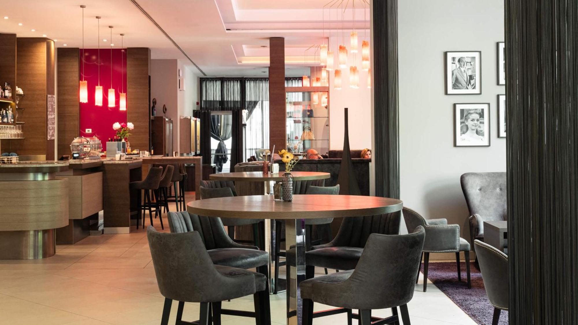 City Hotel Merano Bagian luar foto
