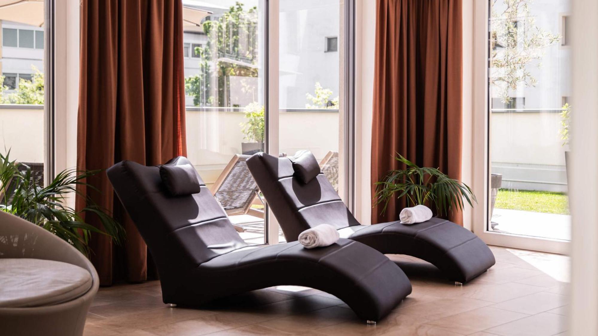 City Hotel Merano Bagian luar foto